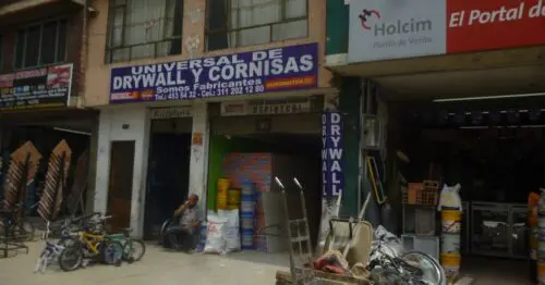 UNIVERSAL DE DRYWALL Y CORNISAS UNIVERSAL DE DRYWALL Y CORNISAS